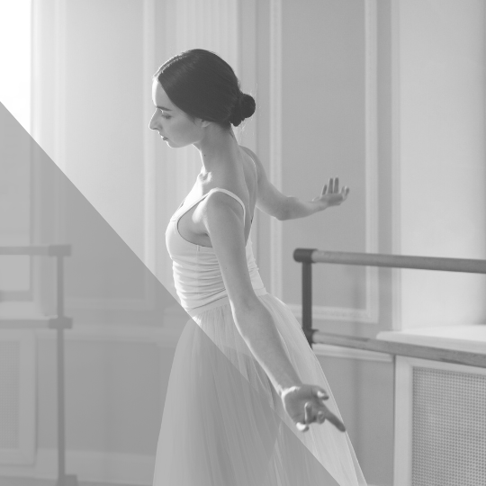 月島大人バレエ専門スタジオ